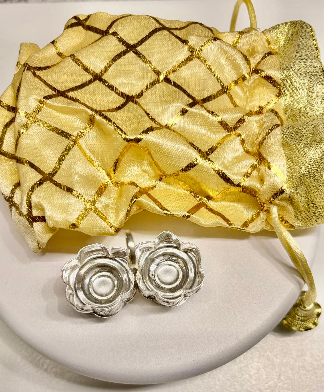 German silver kum-kum turmeric stand for pooja/return-gift