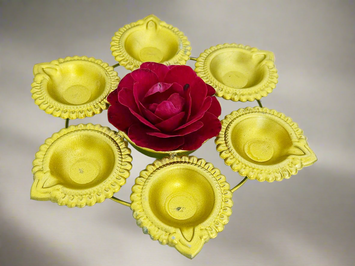 6 faceted diya set of 5