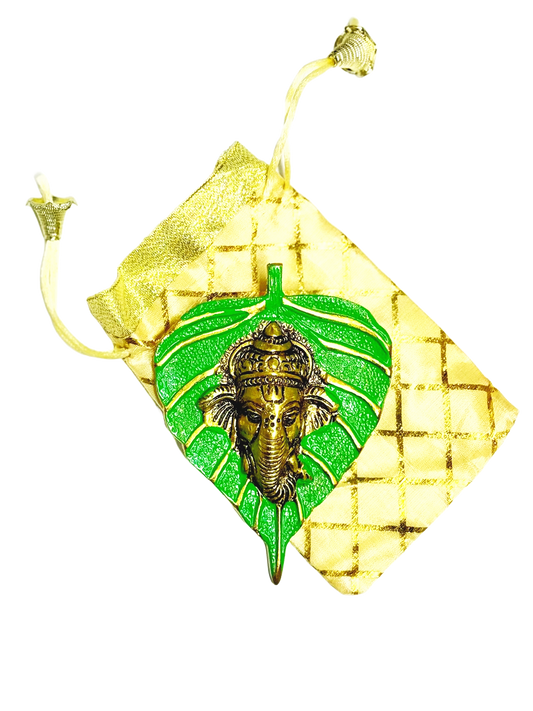 Ganapathi on leaf wall hanging return gift